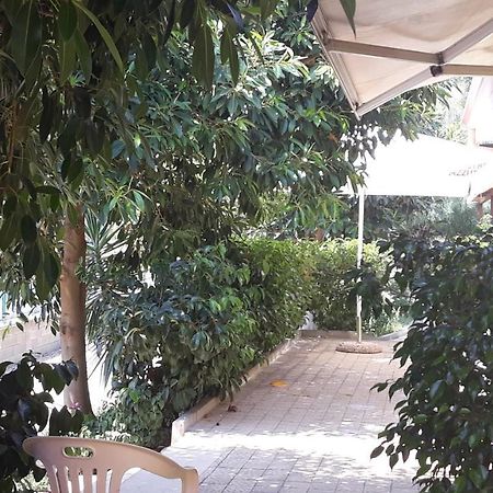 B & B Residence L'Ancora 빌라피아나 외부 사진