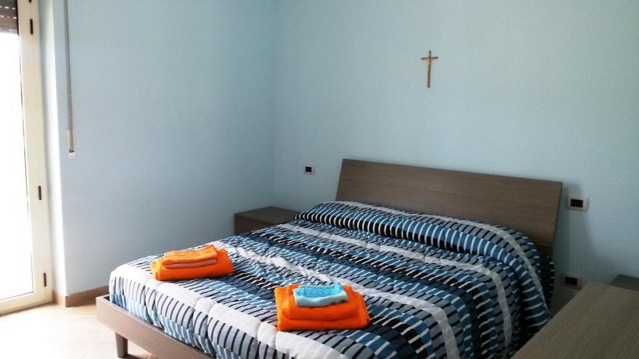 B & B Residence L'Ancora 빌라피아나 외부 사진